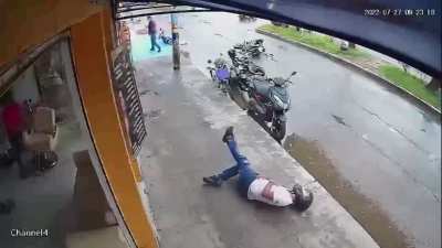 Moto-ception