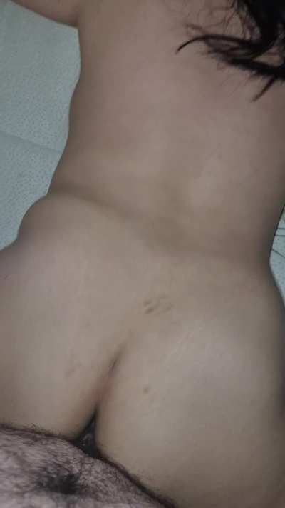 M 26 f 29 looking in the Los Angeles area for a unicorn or another couple for srns