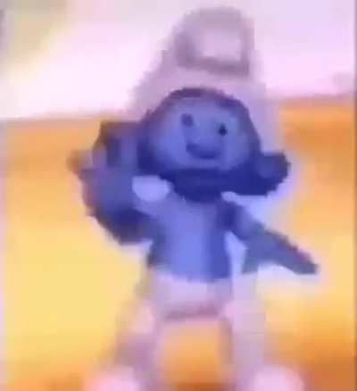 ⠀