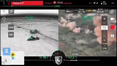 Ukrainian kamikaze drone hits Russian MT-LB and retreating infantry gets shelled. Between Robotyne and Novoprokopivka. April 2024 (music from source)