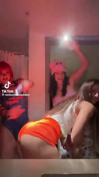   😂