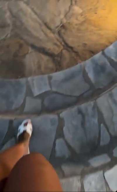Pov of a Queen 