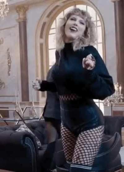 Tay being sexy