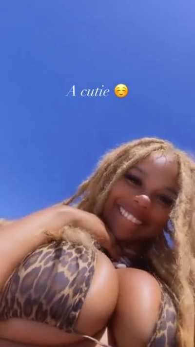 🍒🥰😍