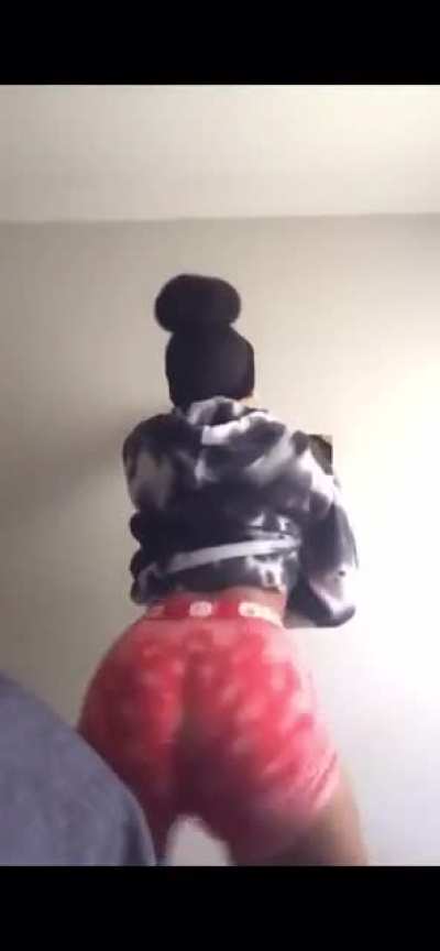 🍑🍑🤤🤤