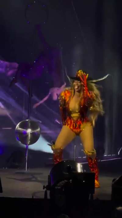 “Drunk in Love” in Houston | September 2023