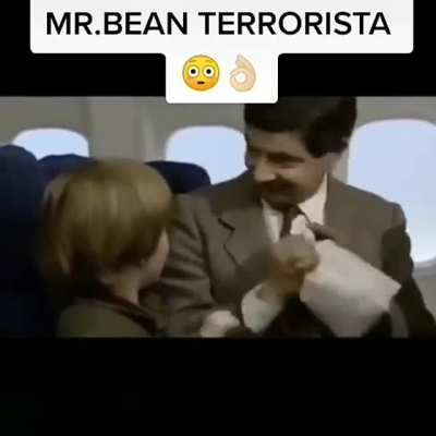 POV: Ves a feminazis en un avión