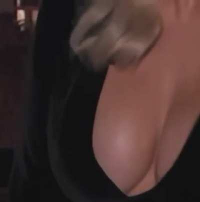 Those jugs 😩😩