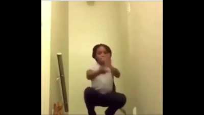 me trying to distract the enemy while my team does drake