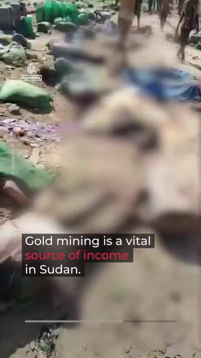 An air strike hit a gold mine near Sudan’s border with Egypt, killing at least 72 people and injuring more than 50, according to rights groups