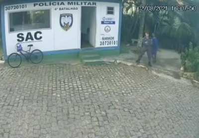 Passou que nem um foguete!