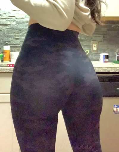 I think it’s extra cute that my mom gave me these yoga pants since she also gave me what’s stuffed inside them