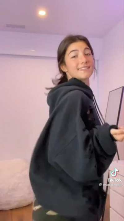 CharliDamelioXPhot