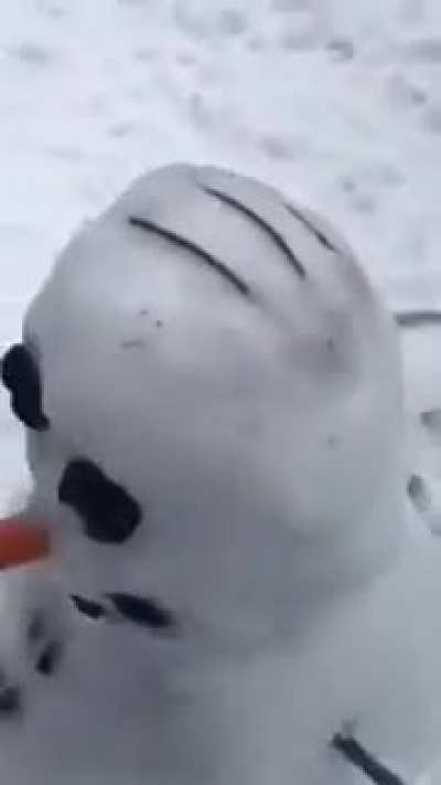 😳