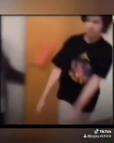 P j grupal en le baño
