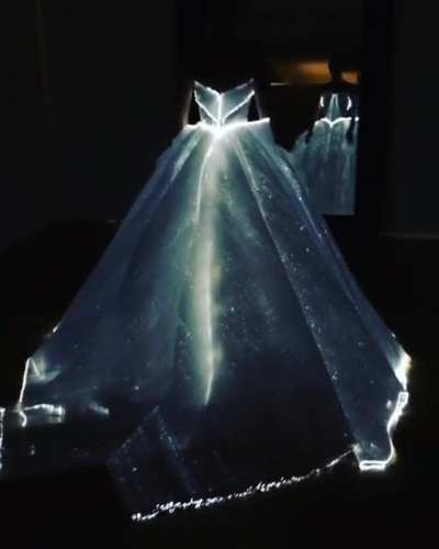 Claire Danes In A Fiber Optic Dress