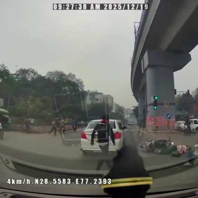 Crash near intersection !