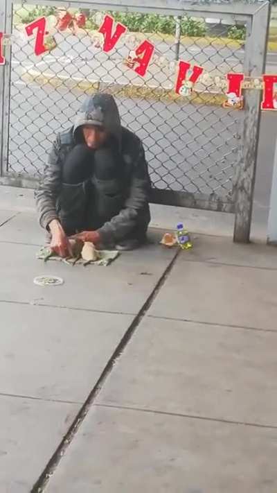 It's not everyday you see trained Rats, Peruvian 