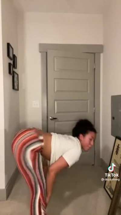 Soft & Jiggly No.195 (There She Go) 😍😳🍑