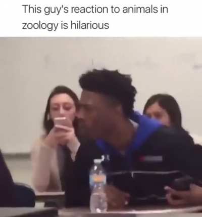 His reaction 😂