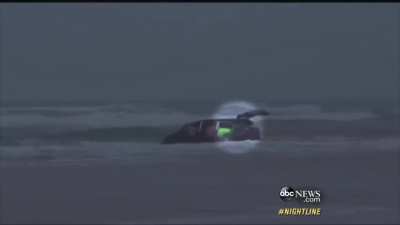32 year old pregnant woman tries to commit suicide involving her 3 children by driving into the beach…