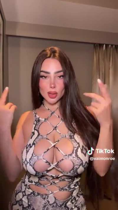 @vaimonroe