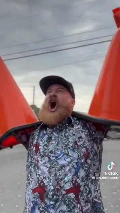 Traffic cone arms!! AAAAAA!!!!