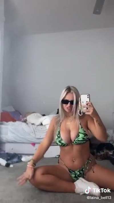 I need to see this chick naked