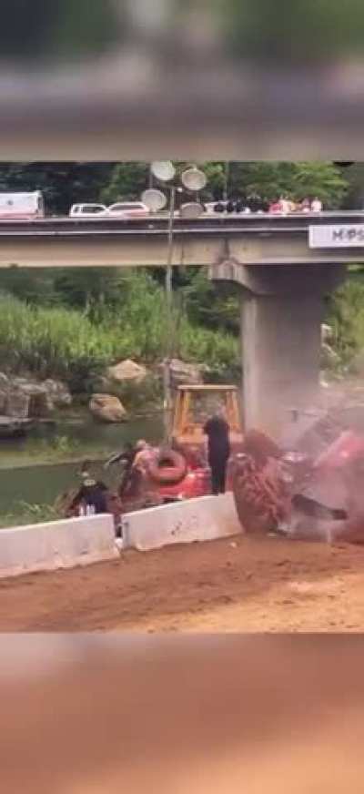 Spectators are hit after a event goes wrong