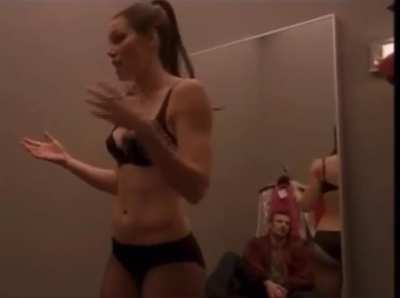 In a scene from London (2005)