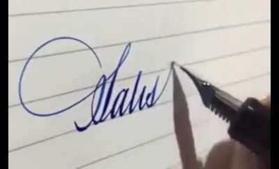 Oddly satisfying calligraphy