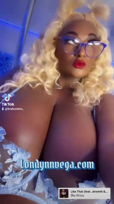 Londynn Vega