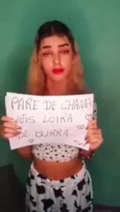 É a loirinha?