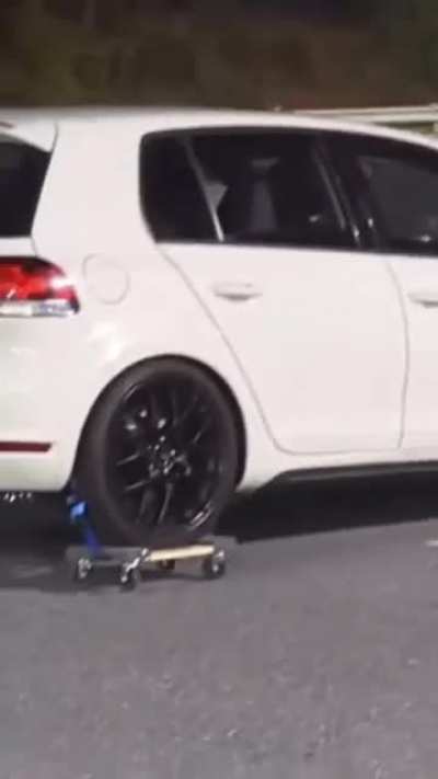 Golf 4 flexing