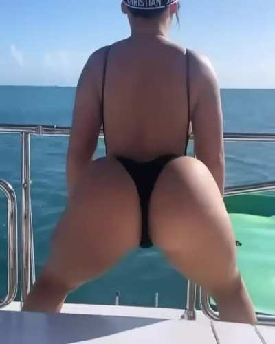 Yacht Yams