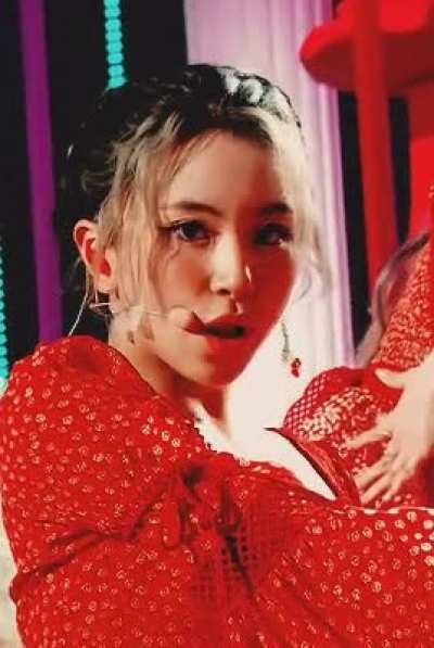 Chaeyoung's epic 