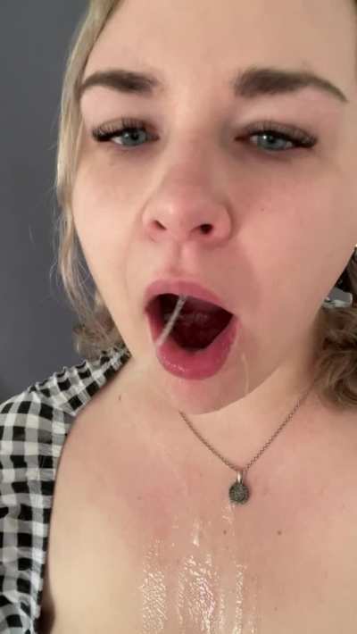 smol throat bulge ❤️‍🔥