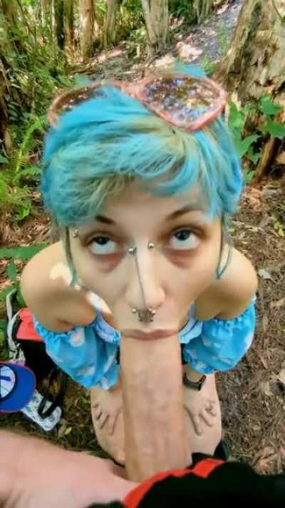 Blowjob in the park
