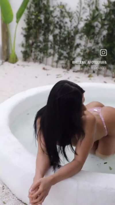 Sexy pose 😍