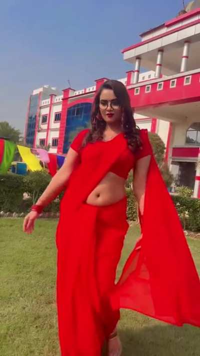 Neelam Giri
