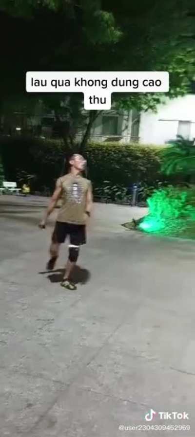 This man must be an assassin. The coordination is quite uncanny