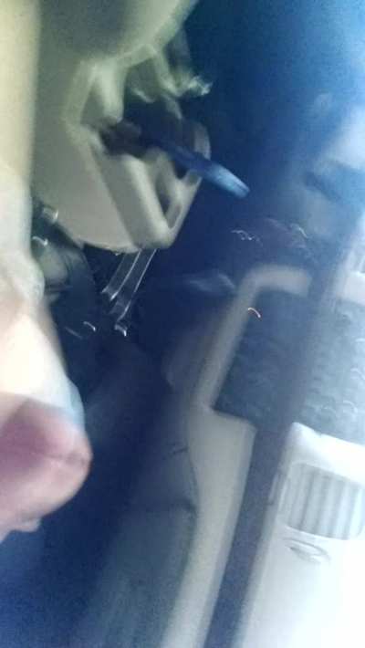 BBW Car Handjob