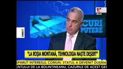 Hai ca l-am prins live cu minciuna pe acest individ. Prima parte e cu liveul de acum, iar a doua este ce spunea el acum 10 ani la Realitatea. Acum nu avea casa, atunci avea CASA DE VACANTA in Secuime. Pozeaza in saracuti, saracutii... dar aveau casa de va