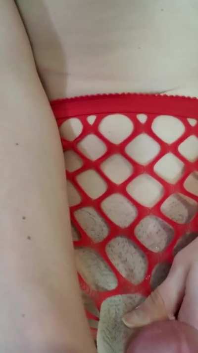 Addibabeee from Chaturbate shoots a small load and sends a kiss
