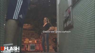 Flashed bbc to stranger she def liked that pt 1
