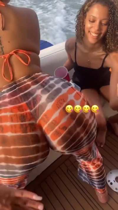 Shake that ass