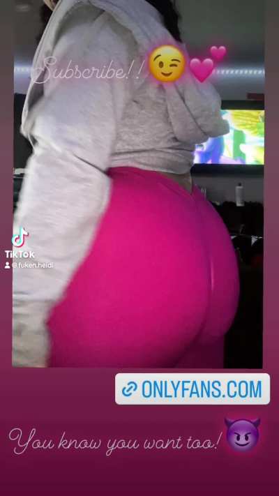 Do you like my new leggings? 😈💕 subscribe 25% off for the first 5 peopl<wbr>e!!!☺<wbr>️