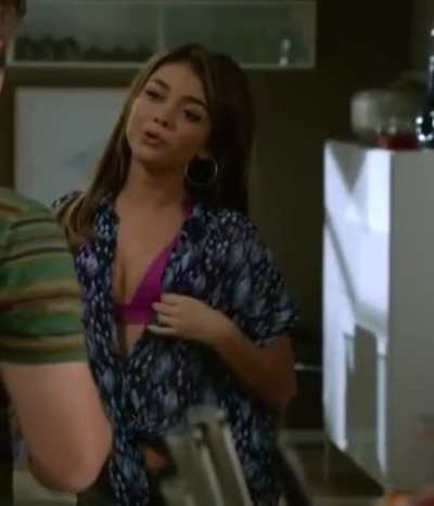Sarah Hyland