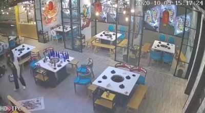 Chinese martial art makes justice in sushi shops