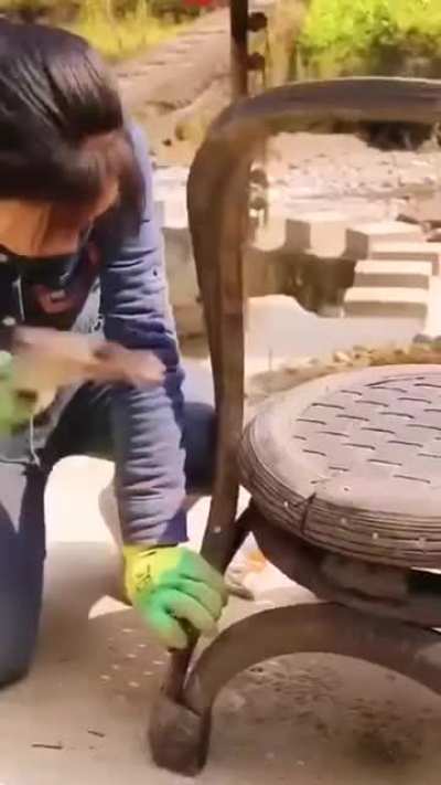 Making an armchair out of old tyres.